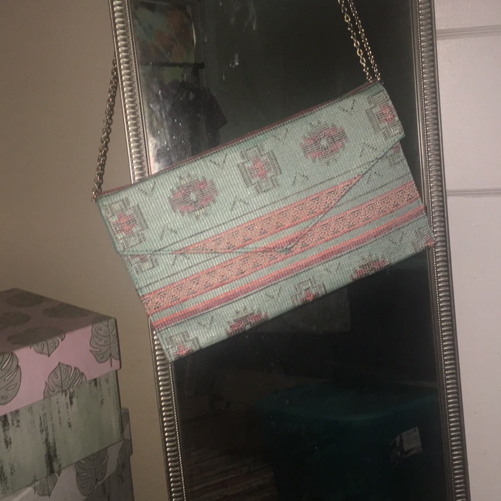 Purse/clutch